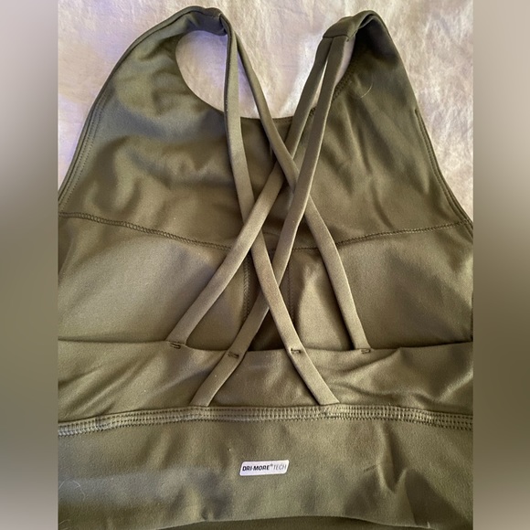 Women’s New extra small sports bra. - Picture 2 of 5